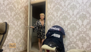 Похотливая мачеха трахается с пасынком прямо у мужа на глазах