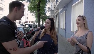 Секс с грудастой блондинкой после знакомства на улице